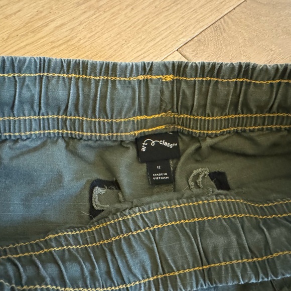 Boys lot of size 12 pants - Picture 2 of 3